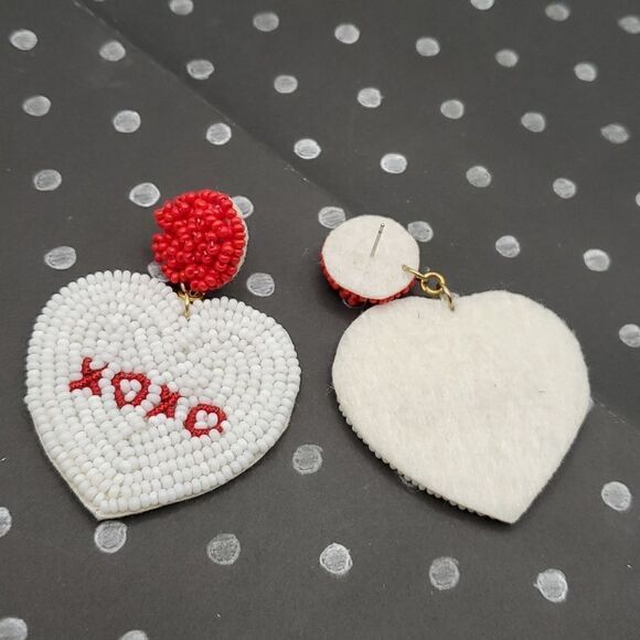 New XOXO HEART RICEBEAD VALENTINE'S EARRINGS - Picture 3 of 8